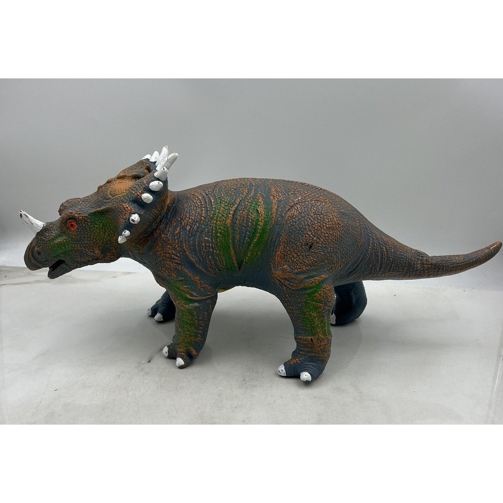 Regaliceratops Dinosaur Toy Figure w/ Sound Brown Green Horned Frill Action Toy